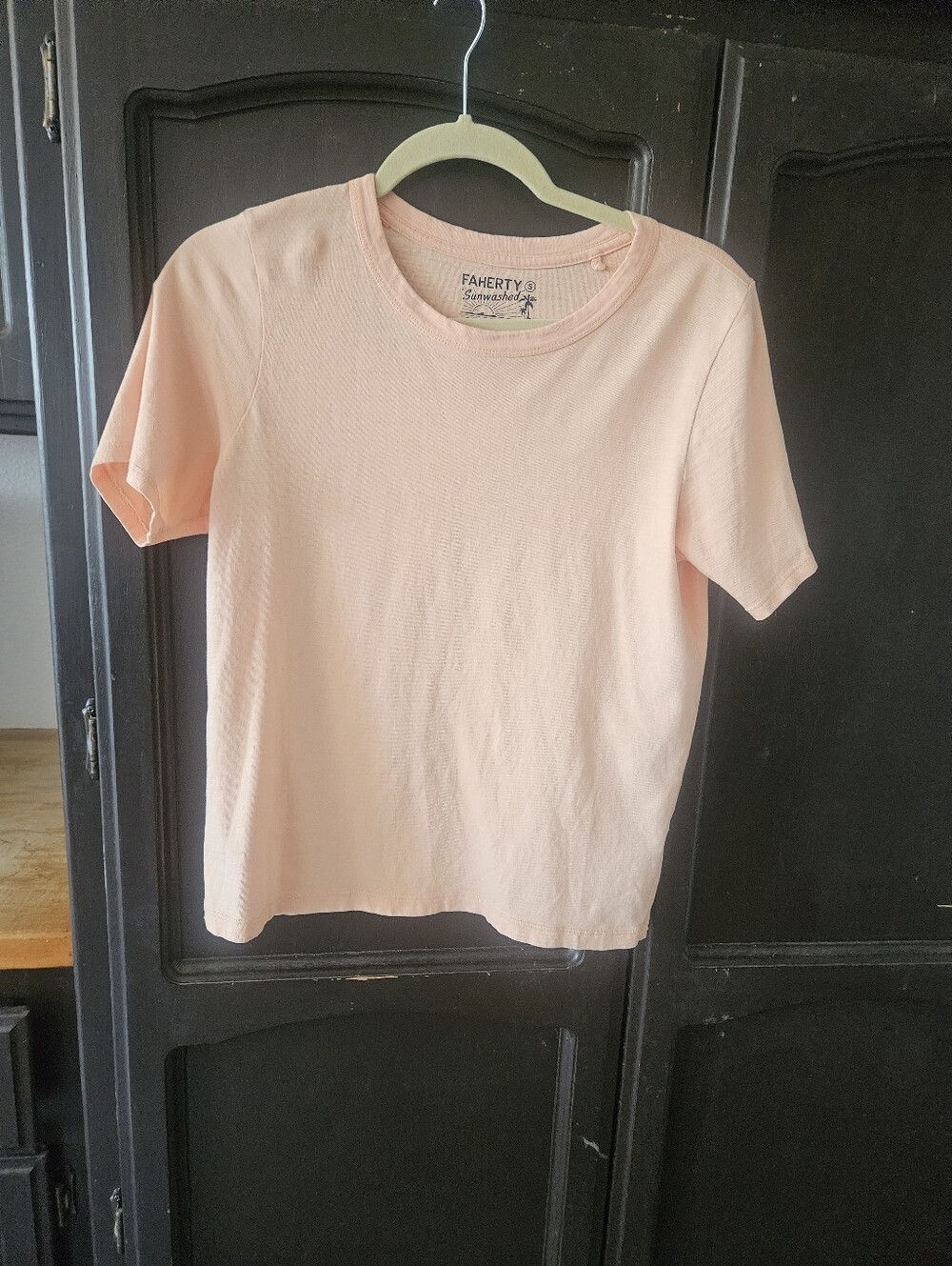 Faherty 100% Organic Cotton Peach Tone T-shirt Worn 1x Handwashed